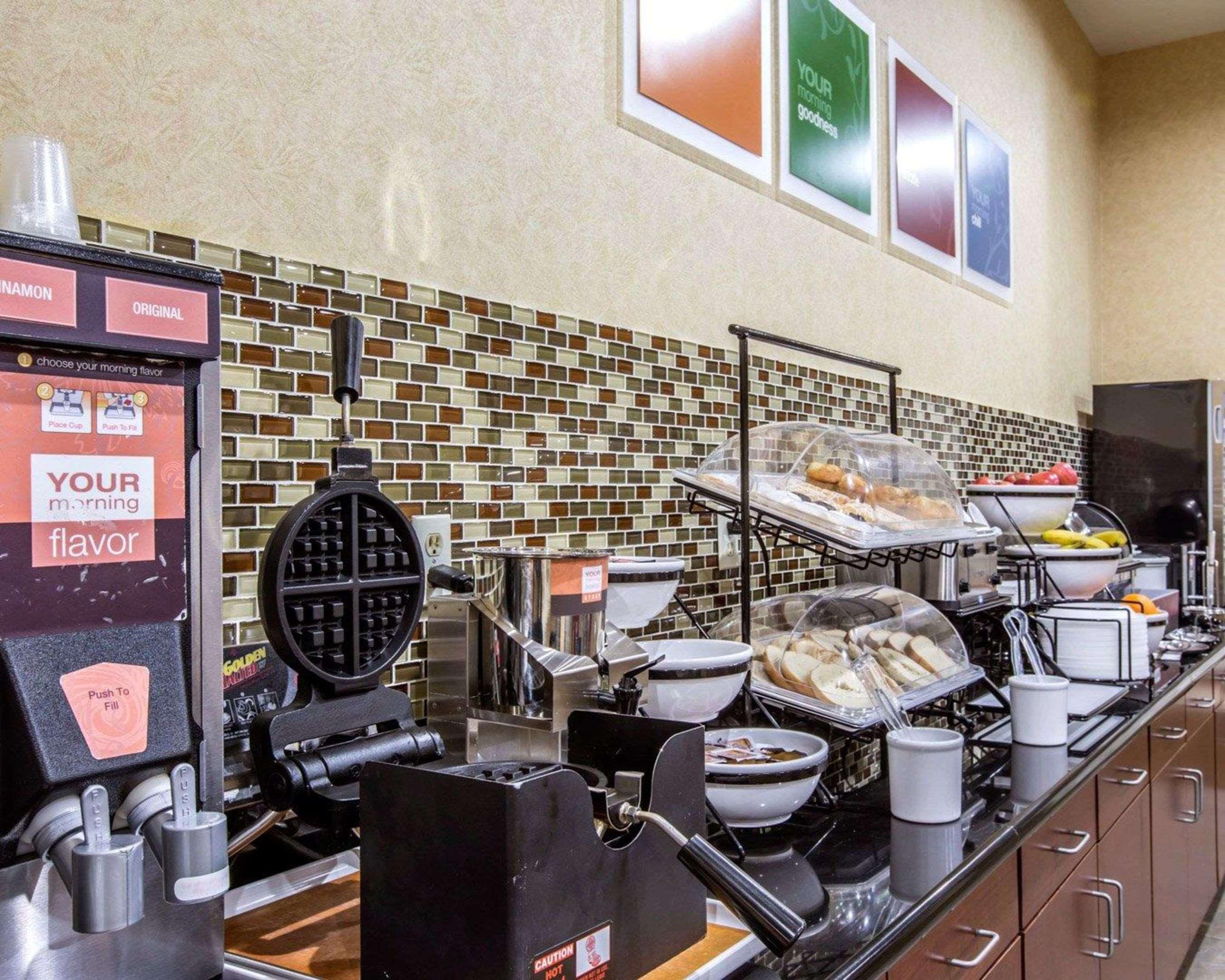Comfort Inn & Suites Rogersville Eksteriør billede