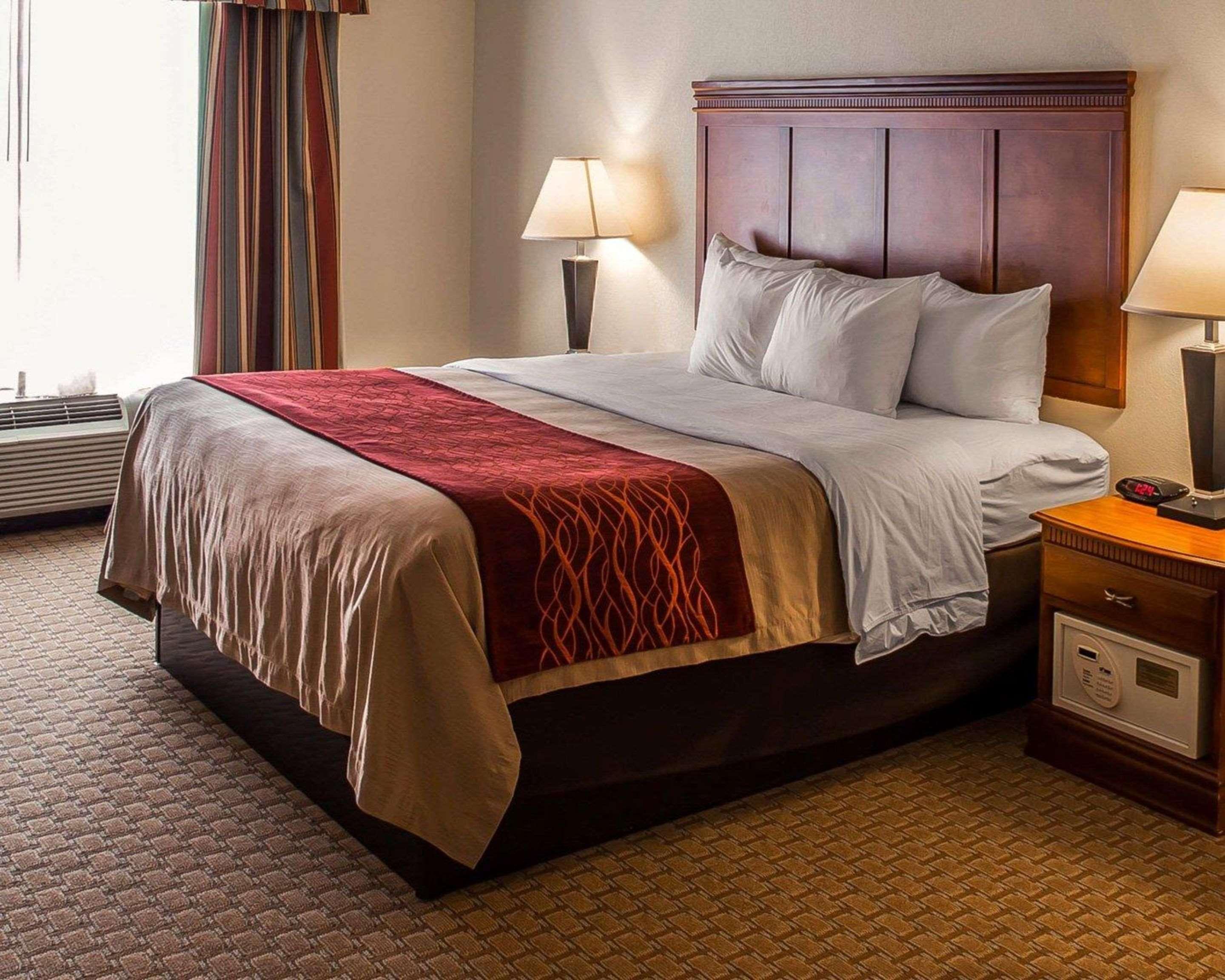 Comfort Inn & Suites Rogersville Eksteriør billede